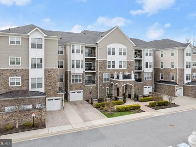 601 Quicksilver Ct #401