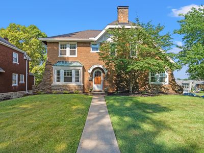 5 S Shaw Ln
