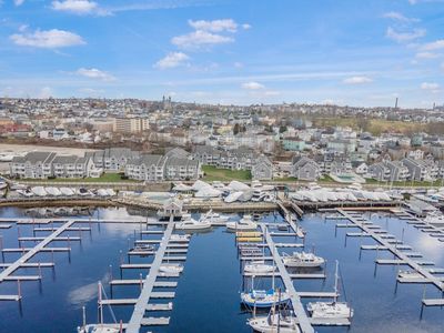 700 Shore Dr Unit 813