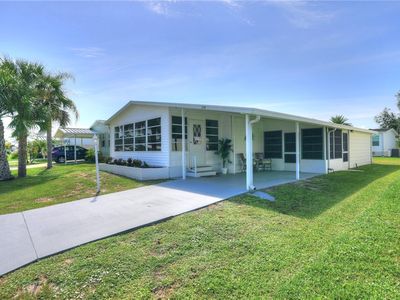 229 Kiwi Dr