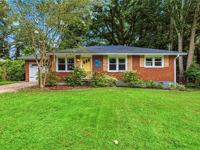 2670 Woodridge Dr
