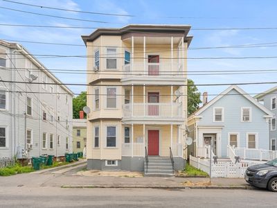 60 Commercial St