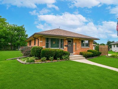 3220 S 82nd COURT