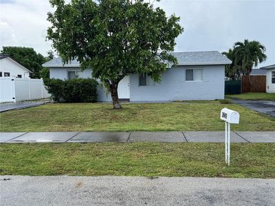 2669 NW 24th Ct