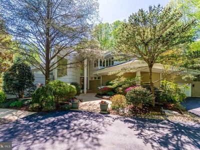 9 Oaklyn Ct