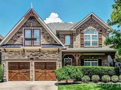 2279 Barrowcliffe Dr NW