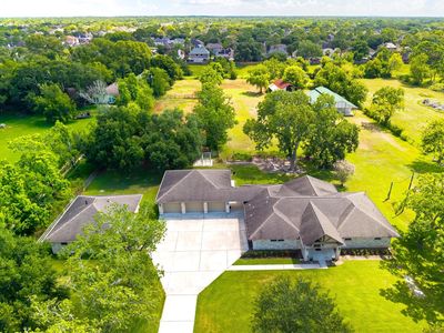 603 Rustic Ln