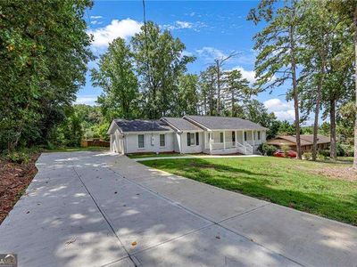 Property at 4511 Ripplewood Dr, Lithonia, GA