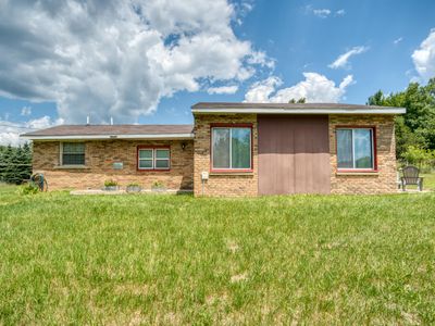 4180 Fifteen Mile Rd