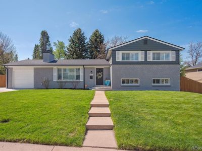 8242 E Briarwood Place