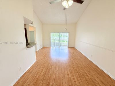 3453 NW 44th St APT 201