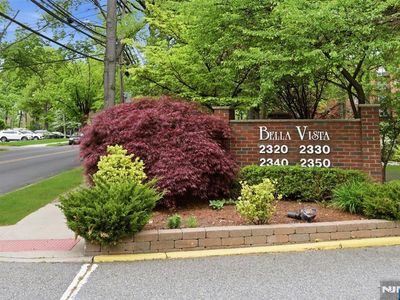 2330 Linwood Ave APT 2E