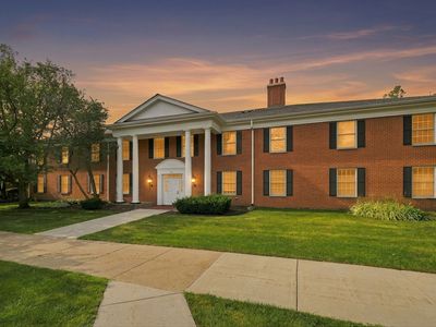 540 Devonshire Ln APT 7