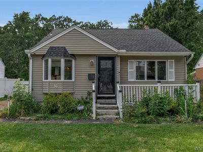 16 Woodridge Ave
