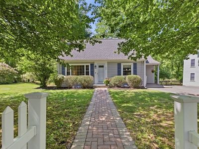 Property at 490 Main St, Lynnfield, MA