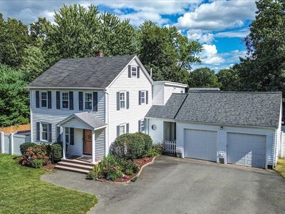 10 Azalea Cir