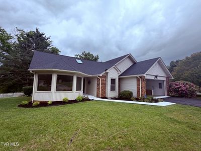 15466 Woodstone Cir