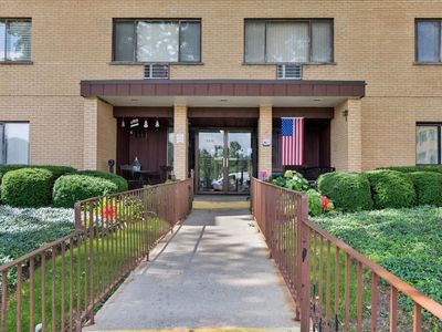 6670 S Brainard Ave APT 409