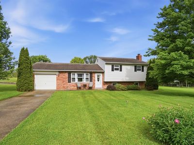 9537 Crestfield Dr
