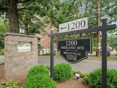 1200 Midland Avenue #9E