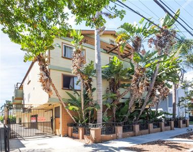 453 Almond Ave APT 6