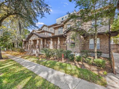 1220 SW 1st Ave APT 305