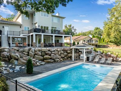 3374 Sycamore Trl SW
