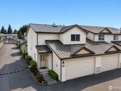 418 17th Street SE #13A