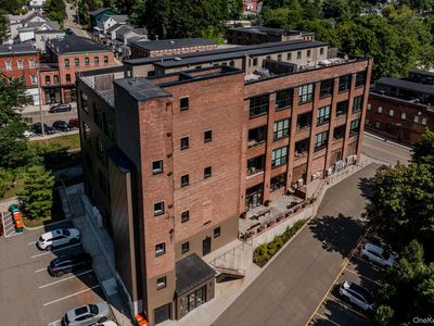 1 E Main Street #404