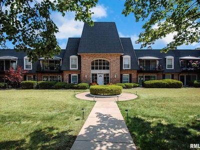 125 E Glen Ave APT 202B