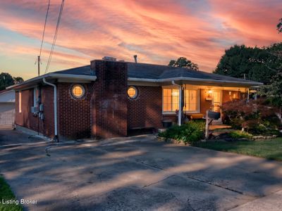 5502 Deering Heights Dr