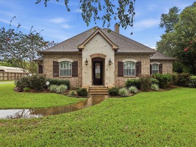 12050 Woodland Dr