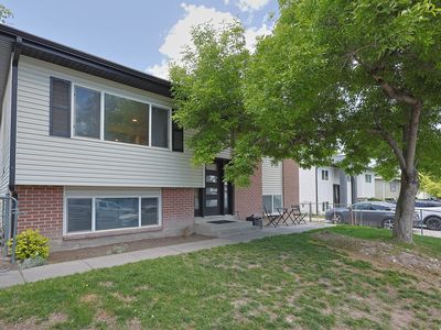 4206 S Whipoorwhil St