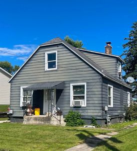 204 Iowa Ave