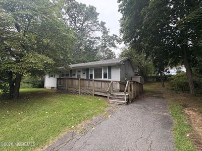 11 Brookwood Parkway