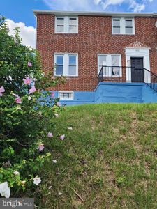 800 Radnor Ave