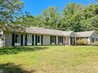 811 Cove Point Rd