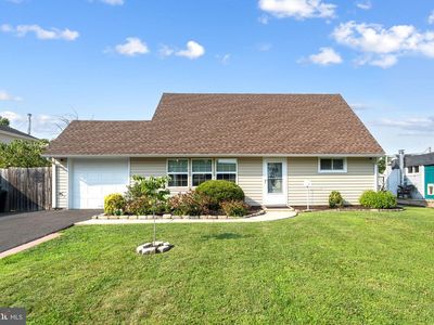 54 Mayflower Rd