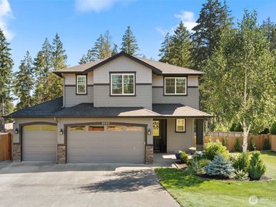 8223 52nd Ave NE