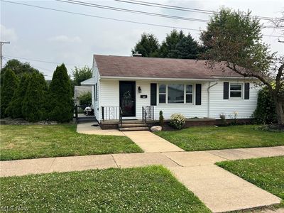 715 Center St