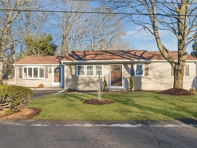 38 Bowman Dr