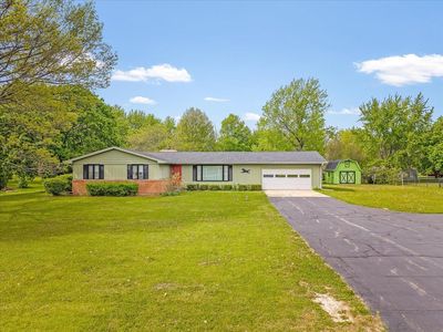 Property at 6838 Squaw Prairie Rd, Belvidere, IL