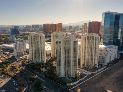 2747 Paradise Rd Unit 501