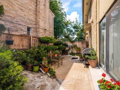 2650 Custer Pkwy APT D