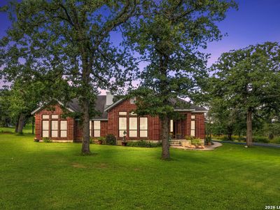124 ROSEWOOD DR