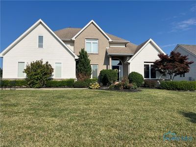 6018 Porsha Dr
