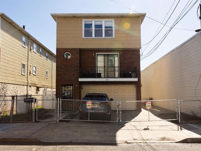 226 Webster Ave