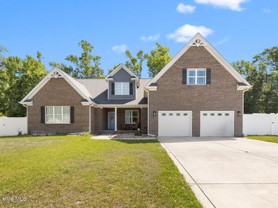 402 King Richard Court