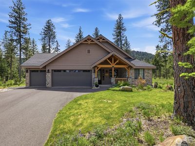 1131 Domerie Park Loop