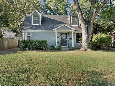 915 Skyline Dr